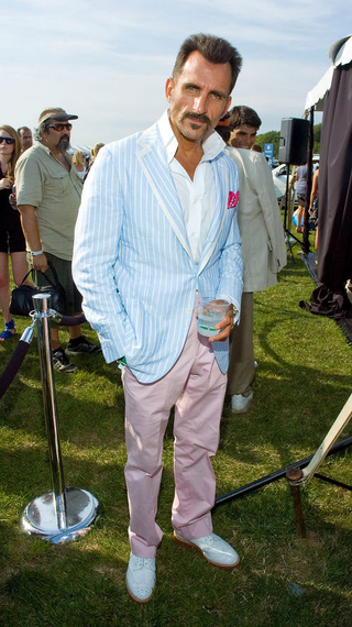 Illustration for article titled Desperate Housewives Fashion At Bridgehampton Polo